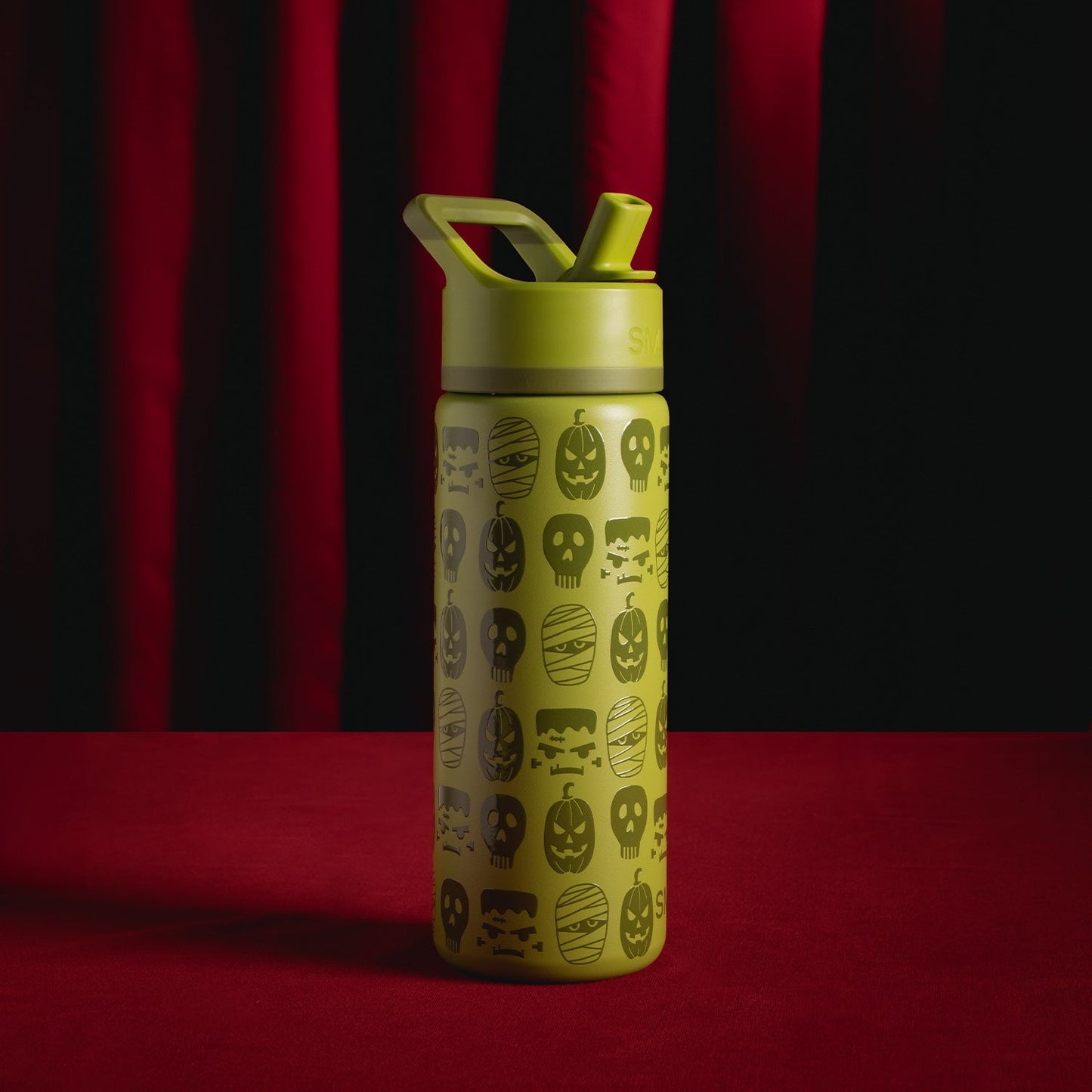 Summit Water Bottle with Straw Lid